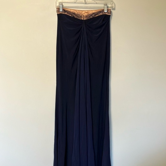 NWT Xscape Embellished Tan Crop Top + Skirt with Train Two Piece Set - Picture 9 of 11